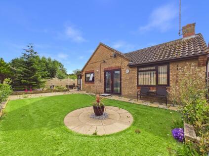 Hoylake Drive, Farcet, PE7