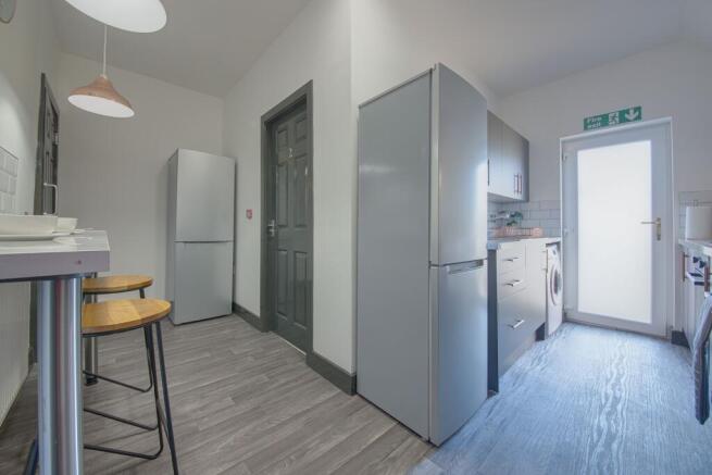 1 bed House to rent Image 5