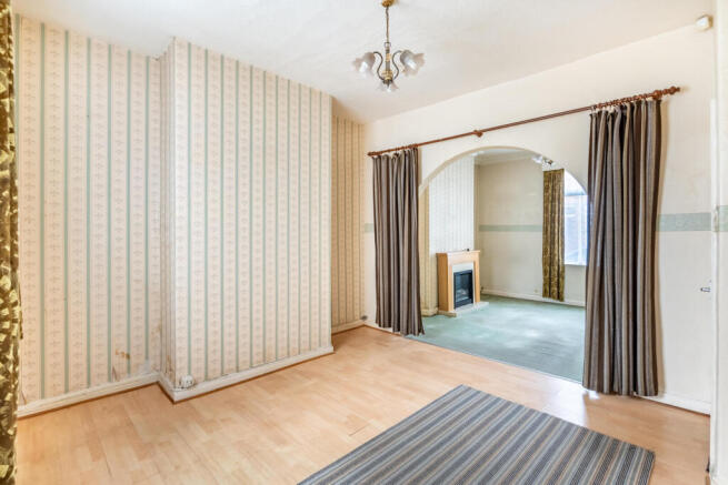 3 bed Terraced for sale Image 4