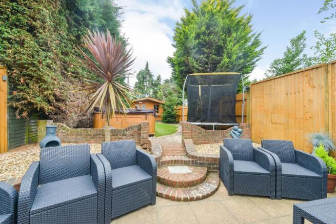Patio & garden