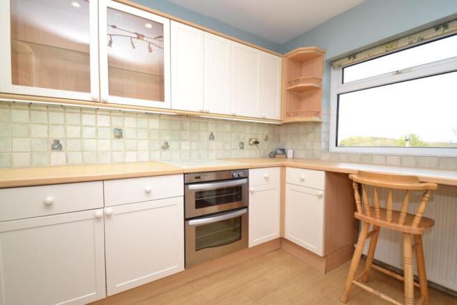 3 bed End of Terrace for sale Image 4