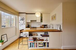72, Damien Street, London E1 2HX