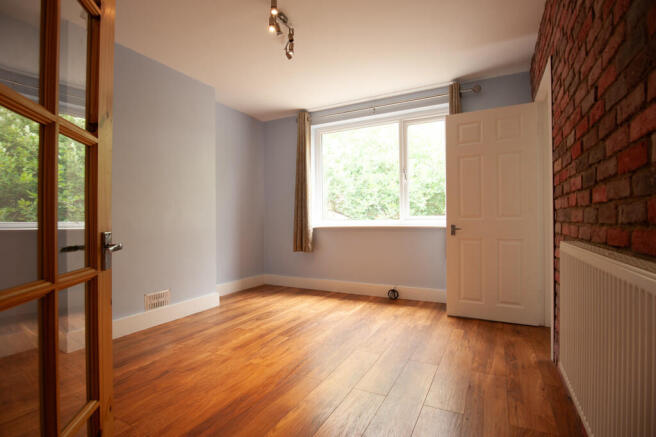 3 bed Semi-Detached to rent Image 7