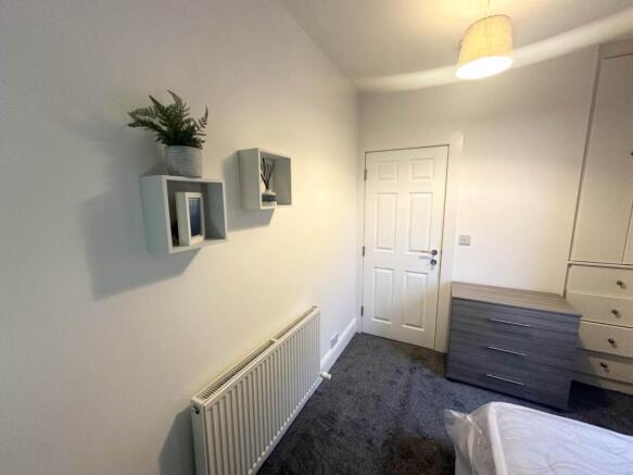 1 bed House Share to rent Image 3