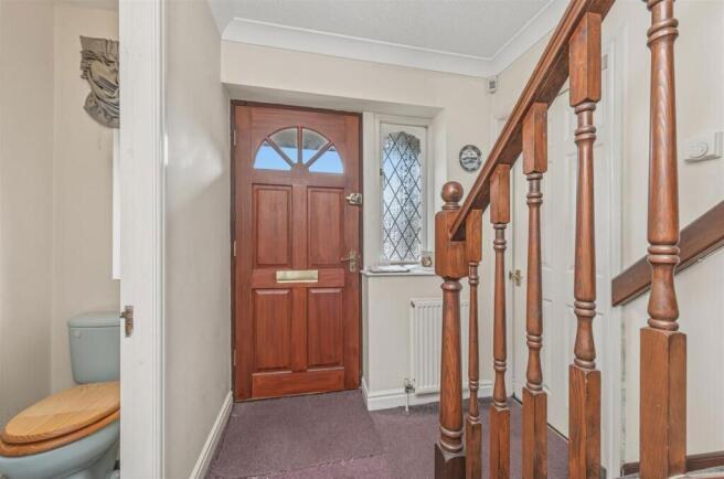3 bed Detached for sale Image 4