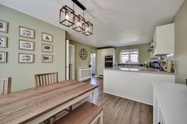 Kitchen diner