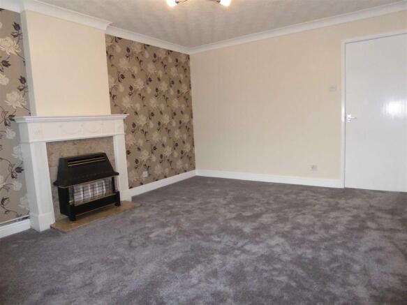 Living Room: