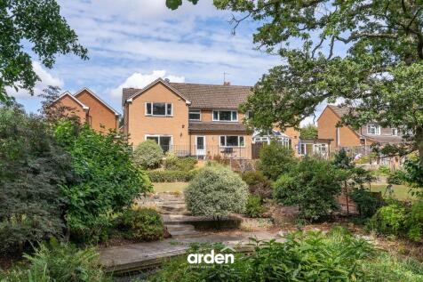 Blythesway, Alvechurch, B48
