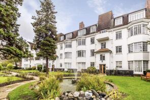 80, Wavertree Court, Streatham Hill, London SW2 4TW
