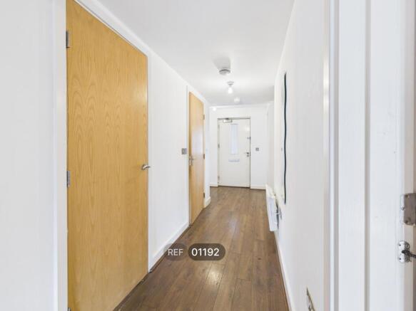 2 bed Apartment to rent Image 11