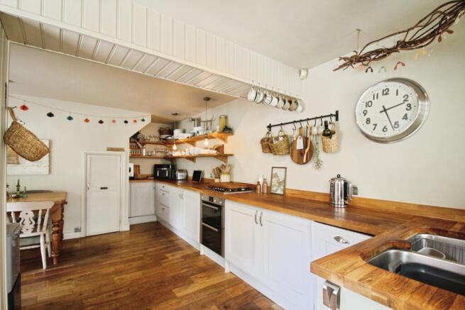 3 bed Detached for sale Image 7