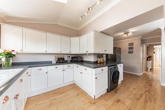 Kitchen (1)