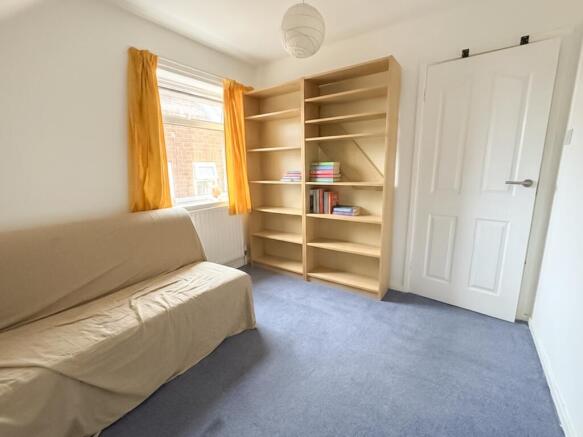 3 bed Semi-Detached for sale Image 12