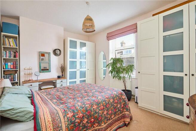 3 bed Terraced for sale Image 9