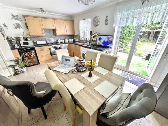 Horsley Drive, Gorleston photo 4