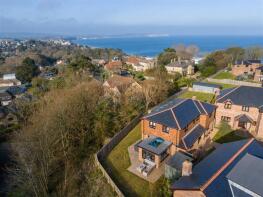 7, Woodlands, Shanklin PO37 6FJ