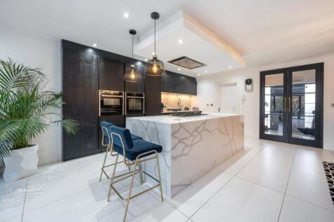 Denham Road, Iver, SL0