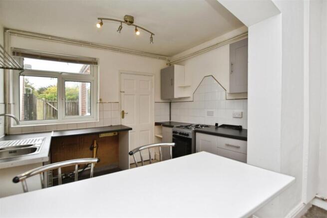 2 bed Terraced for sale Image 8