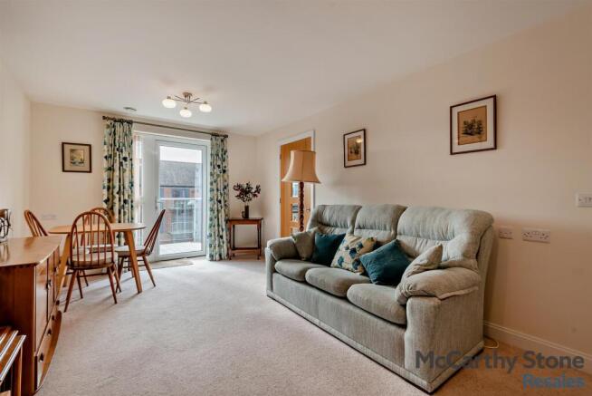 8679974-interior05-800.jpg