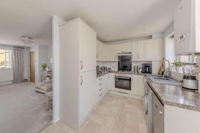Daltry Way, Madeley, CW3 photo 4