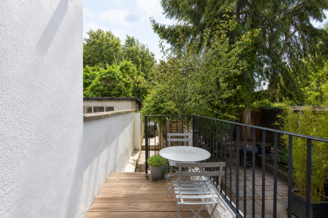 Balcony.png