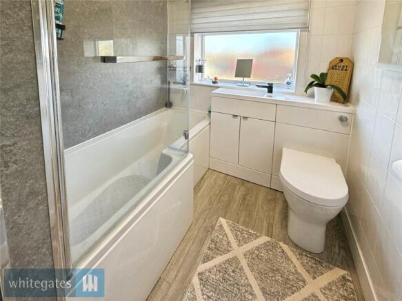 3 bed Detached for sale Image 11