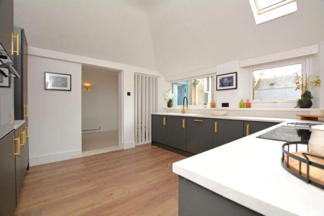 44 Carrick Road, Ayr, KA7 2RB photo 4