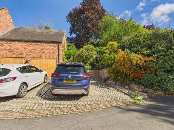 OFF ROAD PARKING