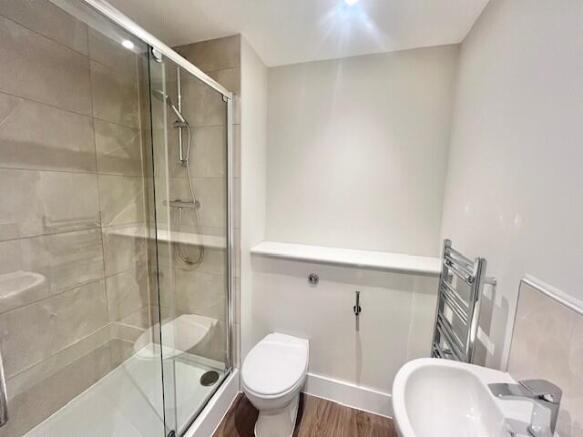 1 bed Apartment to rent Image 7