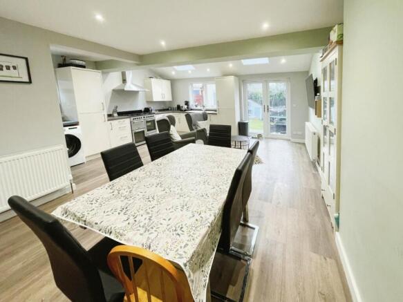 Extended Kitchen/Din