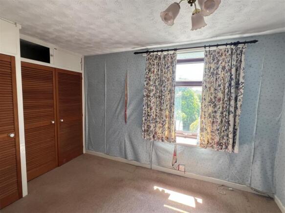 Bedroom:
