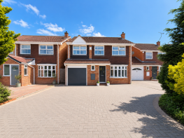 30, Harnall Close, Shirley, Solihull B90 4QR