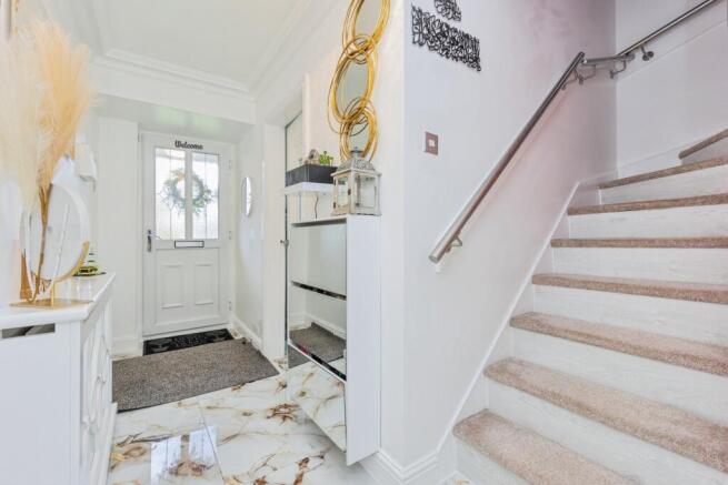 3 bed Detached for sale Image 5