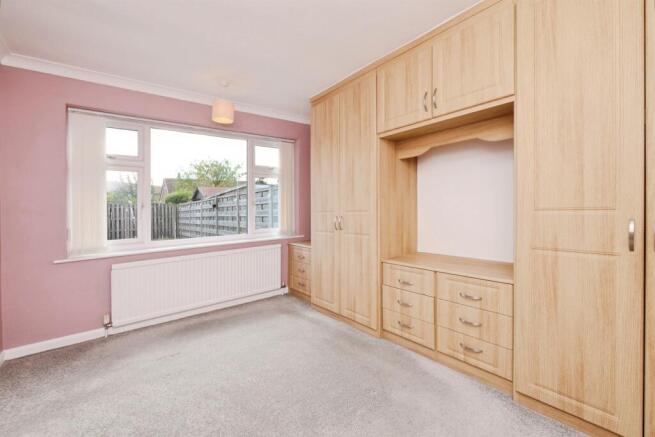 2 bed Detached for sale Image 11