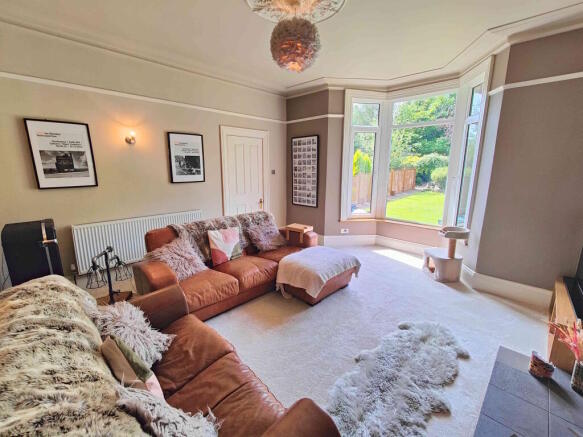 4 bed Terraced for sale Image 10
