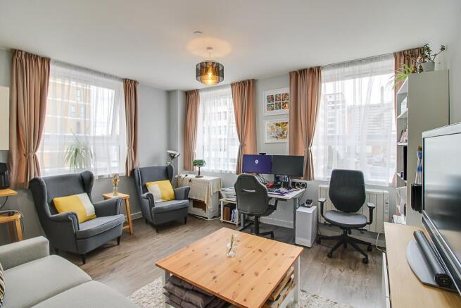 Lounge/Kitchen