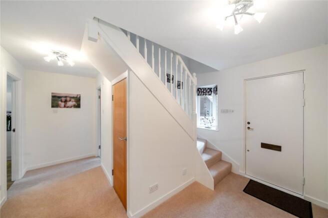 4 bed Detached for sale Image 8