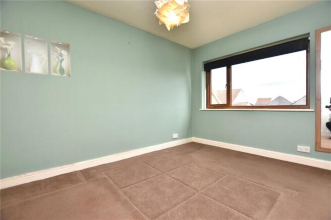 3 bed Semi-Detached for sale Image 5