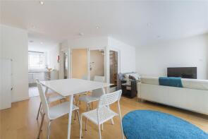 80a, Camden Mews, London NW1 9BX
