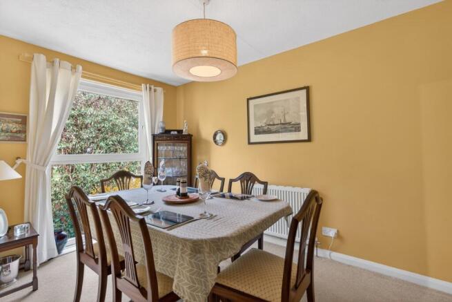 3 bed Link Detached House for sale Image 9