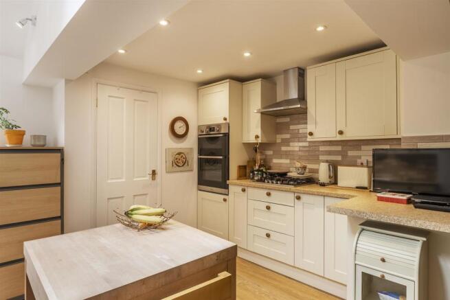 Kitchen dining room