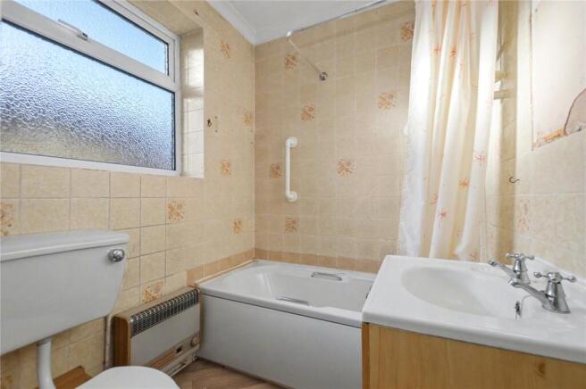 3 bed Terraced for sale Image 10