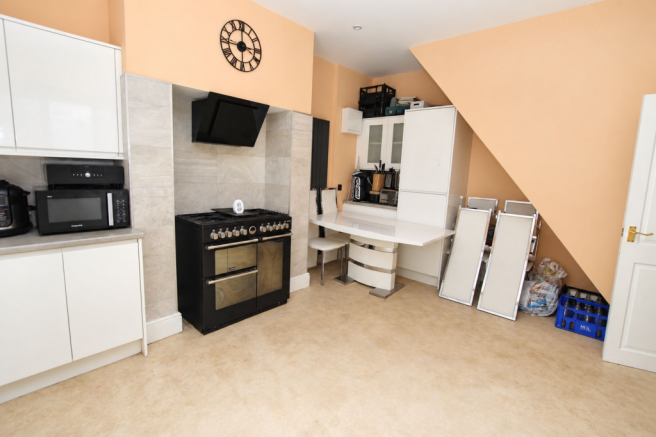 2 bed Terraced for sale Image 10