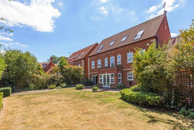 17 Willow Drive 302748 (46).jpg