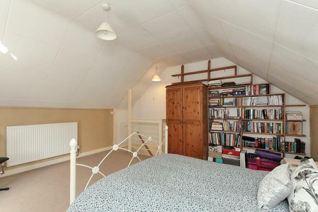 Alb-Loft-Room_2.jpg