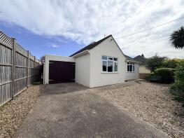 27, Burrows Park, Braunton EX33 1EU