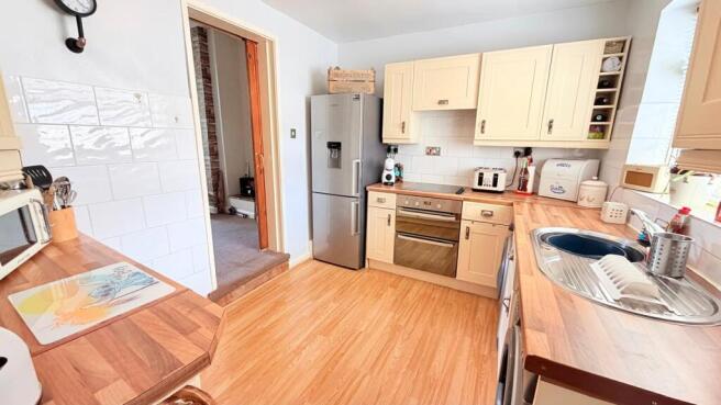 2 bed Cottage for sale Image 4
