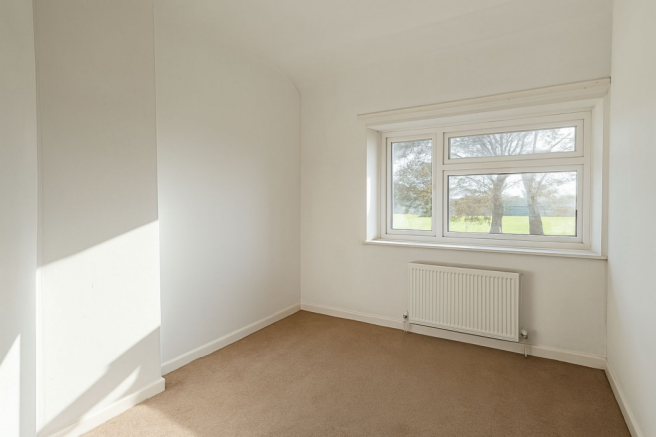 3 bed Semi-Detached for sale Image 12
