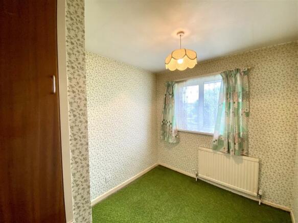 BEDROOM 5