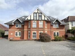 2, 289 Cherry Tree Lodge, Castle Lane West, Bournemouth BH8 9TG